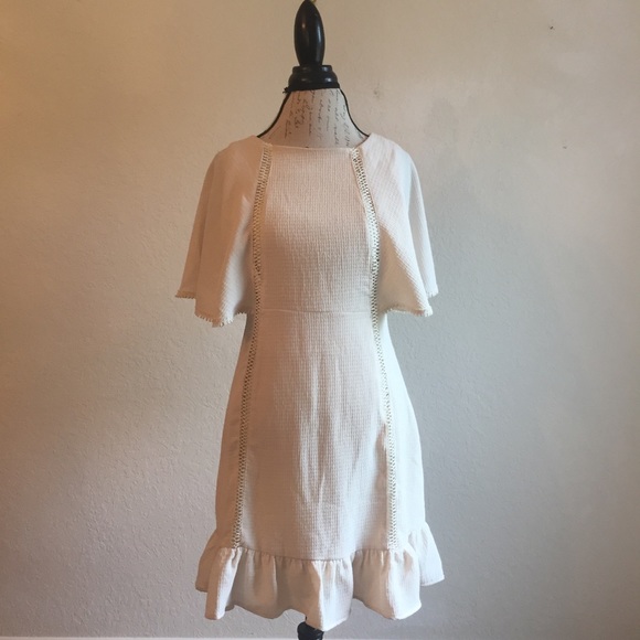 Anthropologie Dresses & Skirts - Anthropologie Moon River Dress bow beige crochet